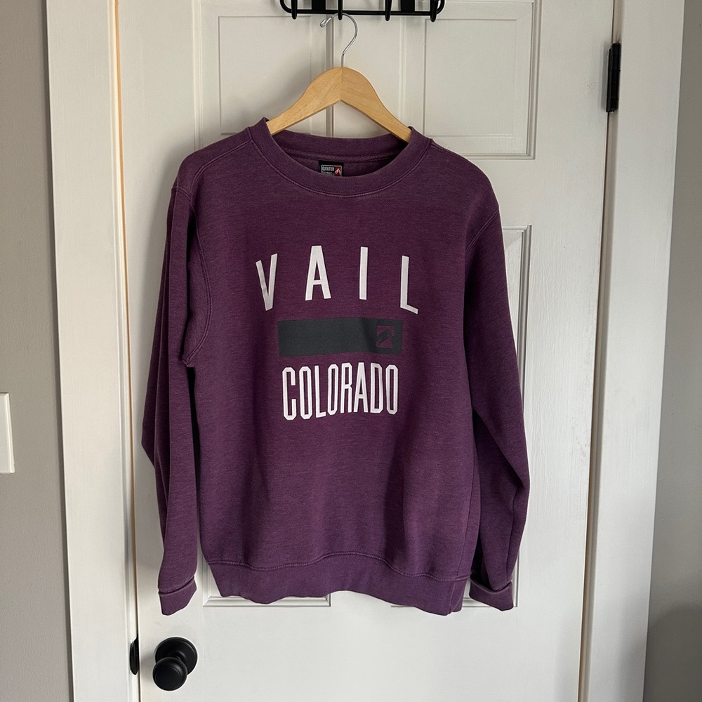 Outfitter Trading Co. crewneck sweatshirt, Vail CO, size Medium